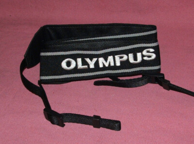 Brand New Balck Genuine Olympus shoulder / neck strap CSS-E001 / CSS-E002
