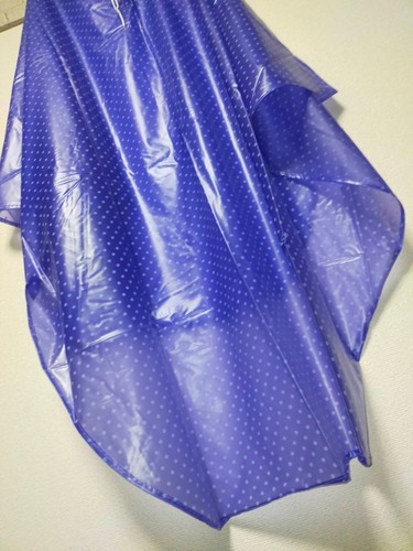 Blue PVC vinyl sleeveless raincape hooded poncho rainwear translucent dots - Picture 4 of 17
