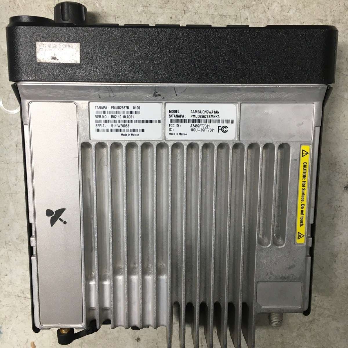 PCM9X 40MHz TX•RX x 2 JR PCM9X 40MHz TX•RX x 2 JR PCM9X 40MHz TX