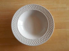 Oneida WICKER WHITE Rim Soup Pasta Bowl 9" 1 ea    15 available