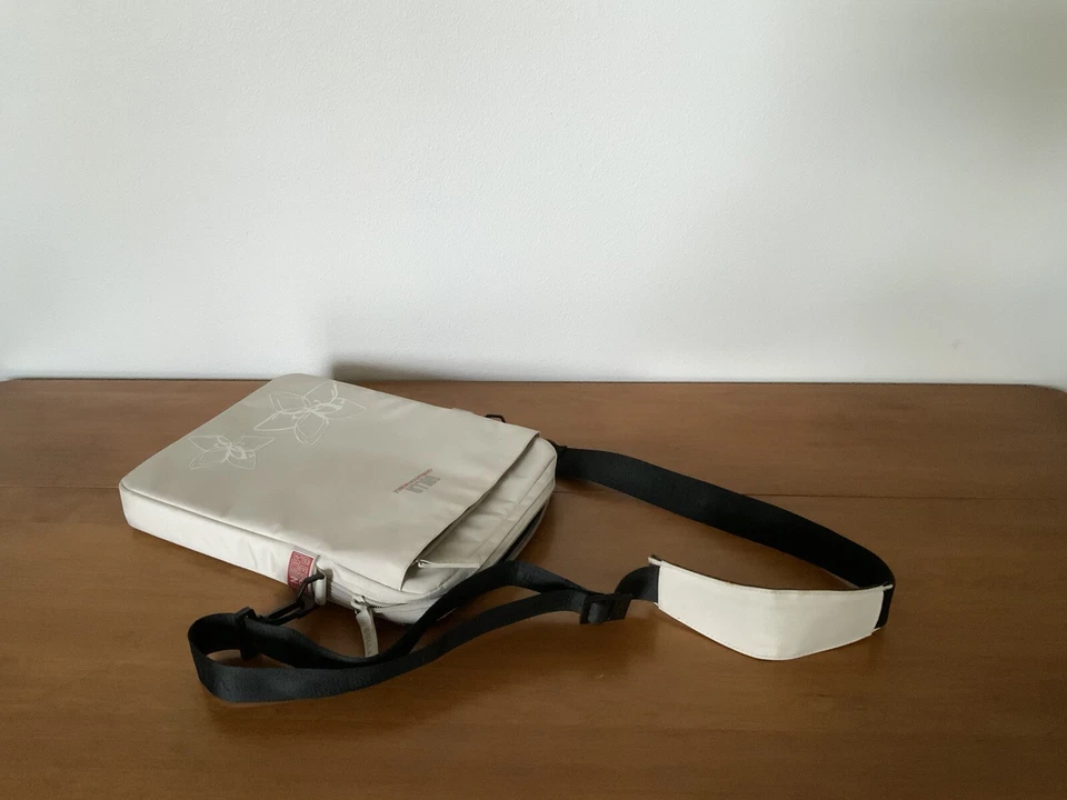 Golla Generation Mobile Padded Tablet Notepad Shoulder Bag 10x13 Beige - Image 2 of 4