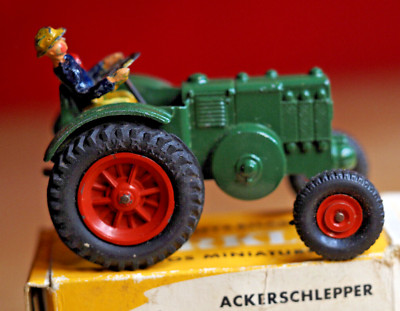 Tracteur agricole Lanz Bulldog avec chenille SCHUCO SCH-452629800