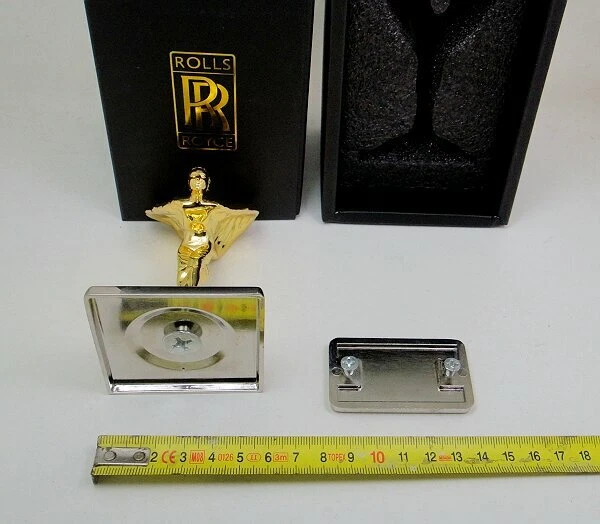 Rolls-Royce Fabuloso Adorno Capucha Mascota Modelo Metal Dorado + Insignia (Oro) -01 Foto 4 de 4