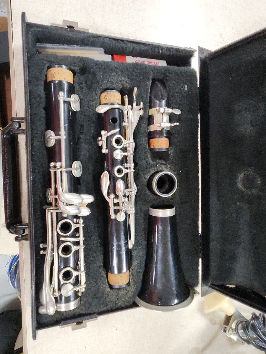 EVETTE Buffet Crampon Clarinet, Hard Case with 2 Reeds And Cork