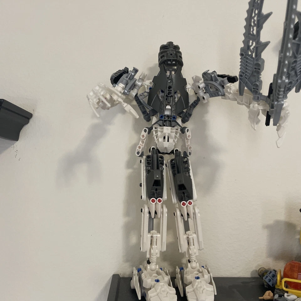 Takanuva | Bionicle Reviews Wiki | Fandom Please Read* - Image 2 of 4