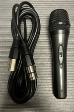 Professional Handheld Wired Dynamic Microphone with XLR cable             0524N