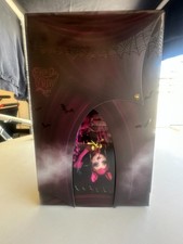 Monster High Freak Du Chic Draculaura Figure SDCC 2023 Exclusive Doll Signed