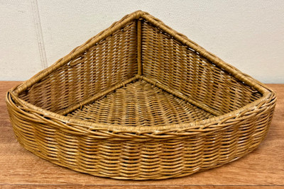 Woven Wicker Vintage Corner Storage Basket