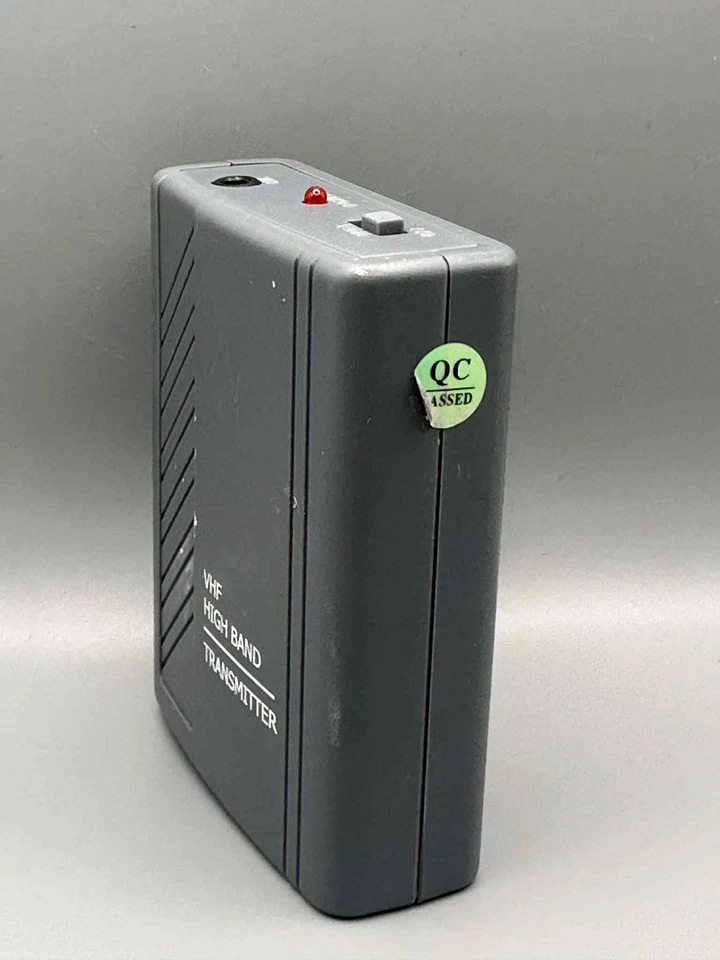 VHF High Band Wireless Transmitter 177.6 - Image 4 of 4