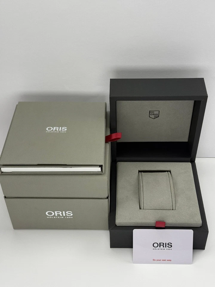 Oris Divers Sixty‑Five Automatic Watch 42mm - 01-733-7720-4051-07-8-21-18 - Image 2 of 4