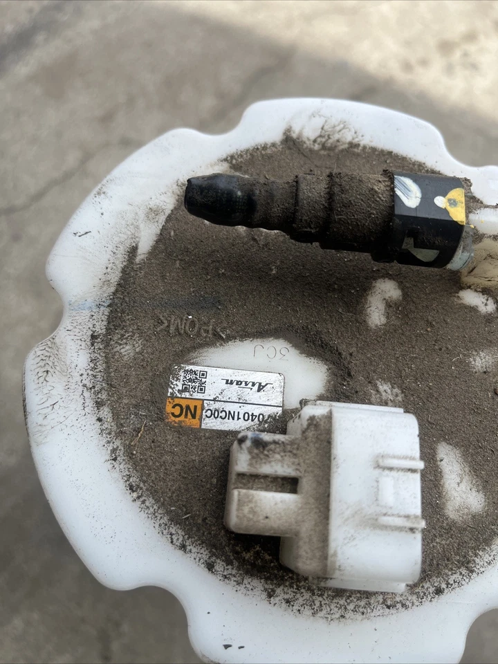 13 Infiniti G37 2012 sedán VQ37HR MONTAJE DE BOMBA DE COMBUSTIBLE OEM Foto 2 de 2