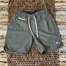 Vuori Banks Short Athletic 7.5” V330 Green Grey Men’s Performance Stretch Small