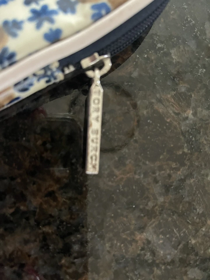 Funda Tablet Tory Burch Cremallera - 10”, Diseño e Interior Azul  Foto 4 de 4