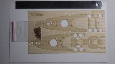 Flyhawk 1/700 HMS Queen Elizabeth wooden deck for Flyhawk FH780009 (FH710018)