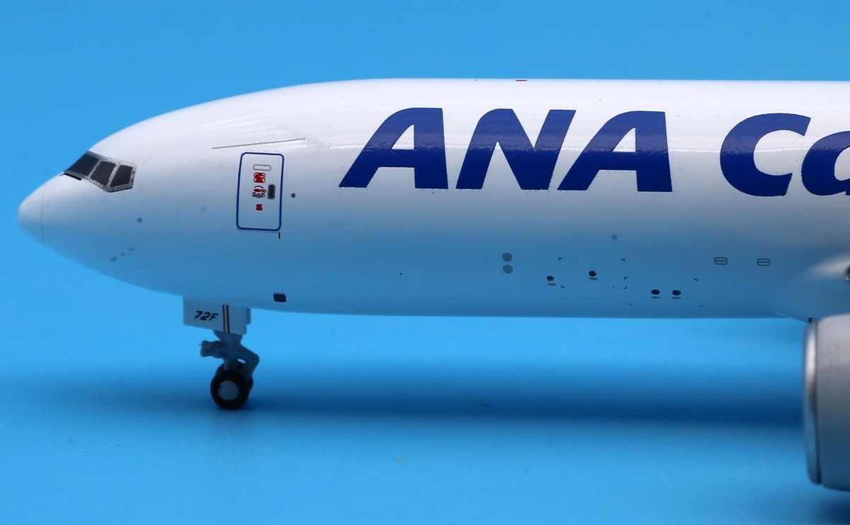 JC Wings 1:400 ANA全日空航空 B777-200F JA772F s-l400.jpg