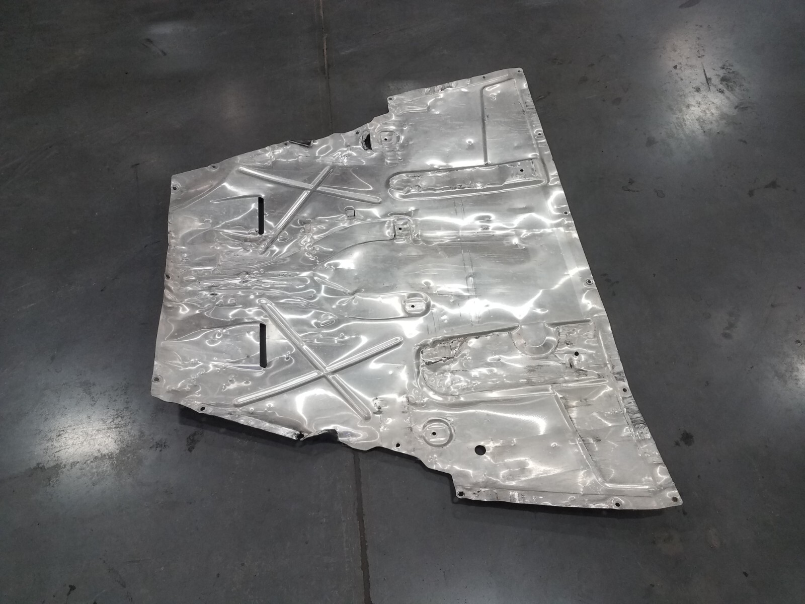2021 McLaren 765LT Rear Under Body Panel - * #5537 C7