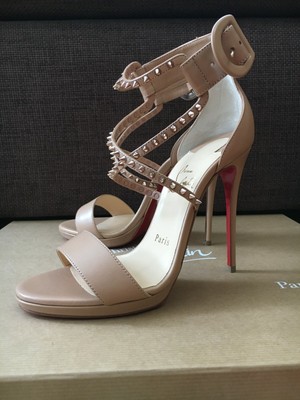 choca louboutin