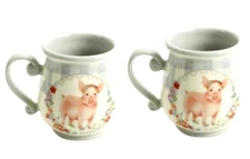 The Pioneer Woman Coffee Cup Mug Set Gingham Pig Mugs NWT  15 oz. Set of 2