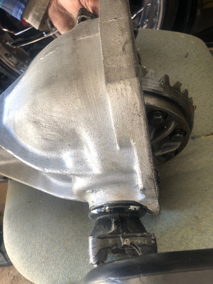 1963-1979 Corvette 3899143 Positraction Rear Differential with 4:11 ...