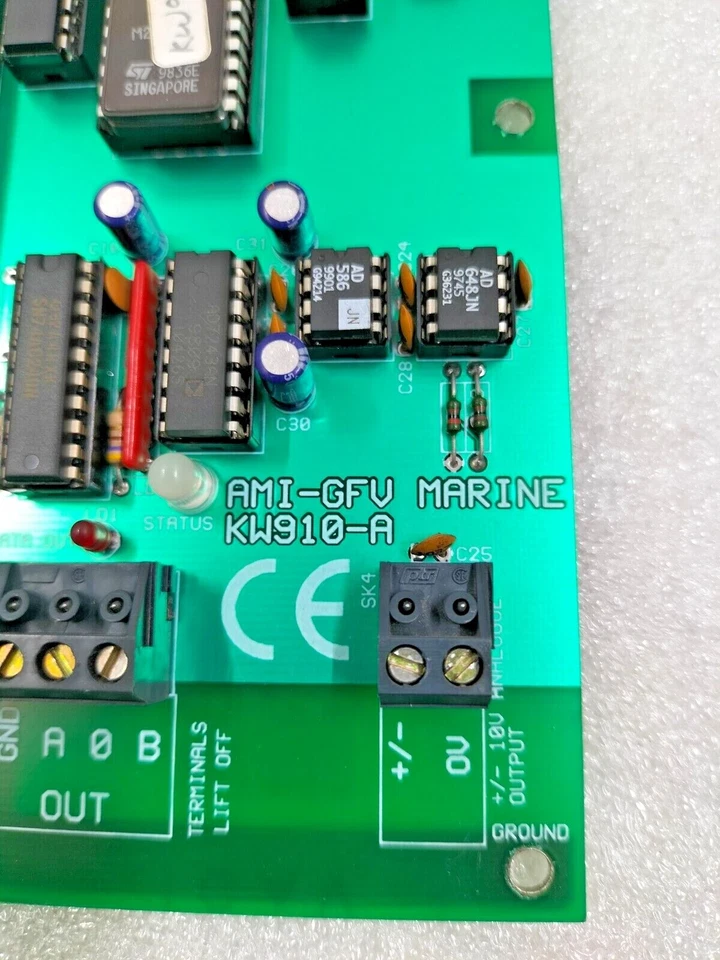 PCB INTERFAZ SINCRONIZADA A DIGITAL Y ANALÓGICA AMI GFV KW910 Foto 4 de 4