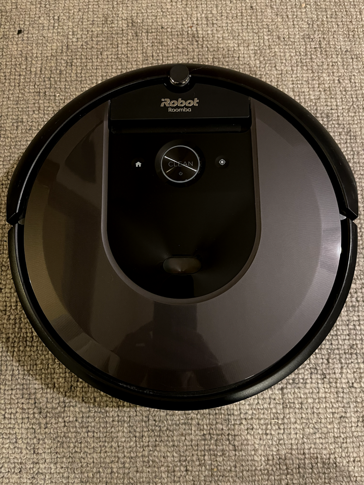 iRobot Roomba i7+ Robotic Vacuum Cleaner eBay