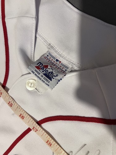Autographed Boston Red Socks Jersey - Picture 10 of 11