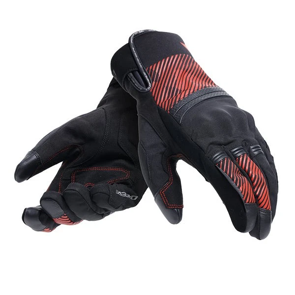 Black Black Red, photo 1 of 7