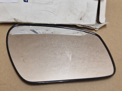 Genuine Ford Fiesta Fusion C-max Focus RH Heated Mirror Glass 