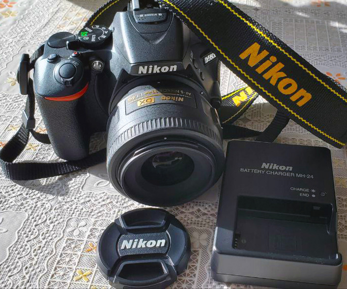 Near Mint* Nikon D5600 Digital SLR Camera, DX AF-S NIKKOR 35mm 1