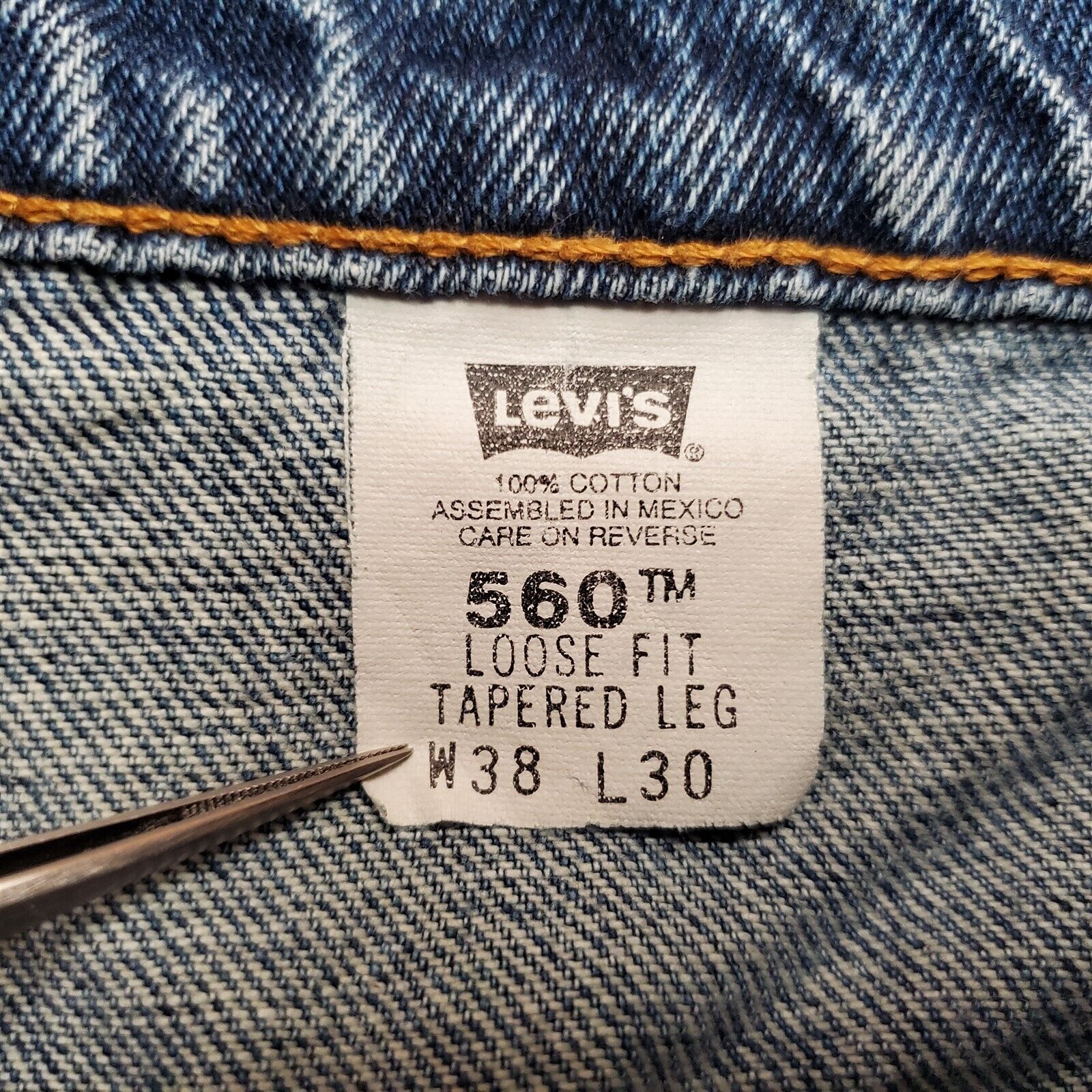 Levis Jeans Men 38x30 (37x27) Blue 560 Denim Loos… - image 6