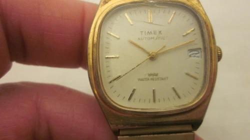 Vintage TIMEX Automatic Water Resistant Mechanical Men's Watch