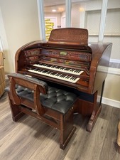 Lowrey LX2000 Millennium Limited Edition Electric Organ