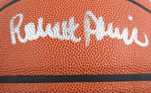 Robert Parish Autographed Official NBA Wilson Basketball-Beckett W Holo *Silver - Picture 2 of 12