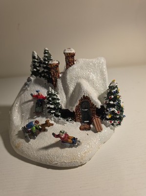 Thomas Kinkade the Sleigh Ride Christmas Village House 