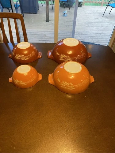 VTG Pyrex Autumn Harvest Wheat Mixing Bowl-Set of (4) 441-444