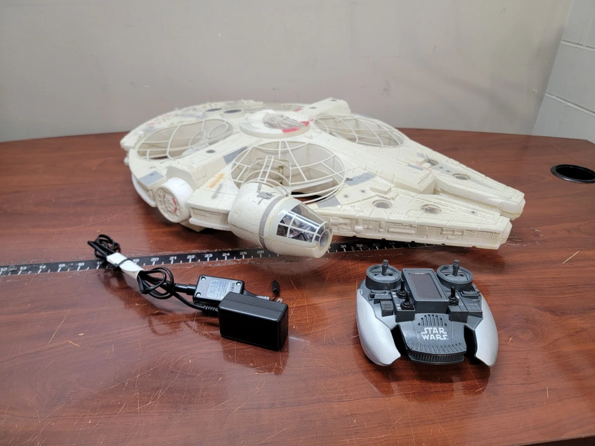 Star Wars Millennium Falcon Air Hogs 2.4GHz Remote c-x eBay