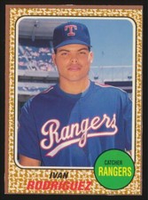 1993 Sports Cards Magazine Insert #82 Ivan Rodriguez, Texas Rangers, HOF.