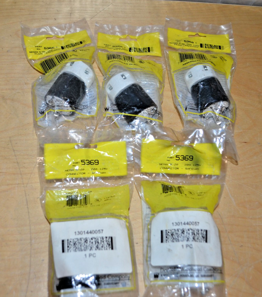 LOT OF 5 ~ NEW Daniel Woodhead 5366 & 5369 Nema 5-20 20A 125V Plug Safeway ~ (g)