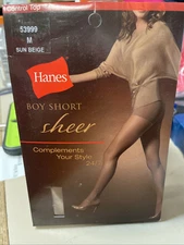 NIP Hanes Boy Short Sheer Tummy Control sun beige Pantyhose M  control top