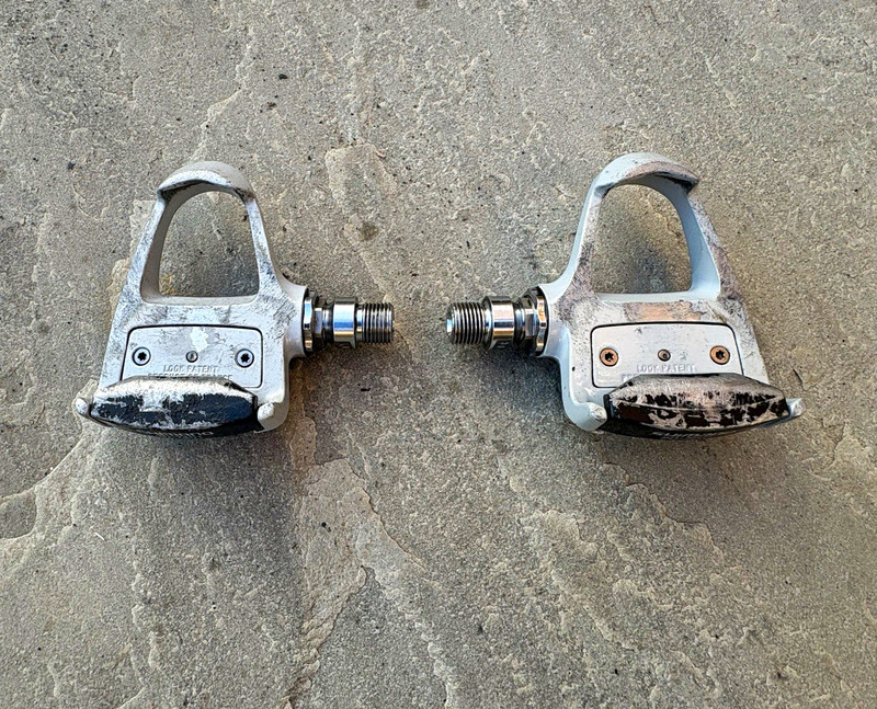 Shimano PD-7401 Clipless Road Pedals Silver/Black 9/16in For Look Cleats