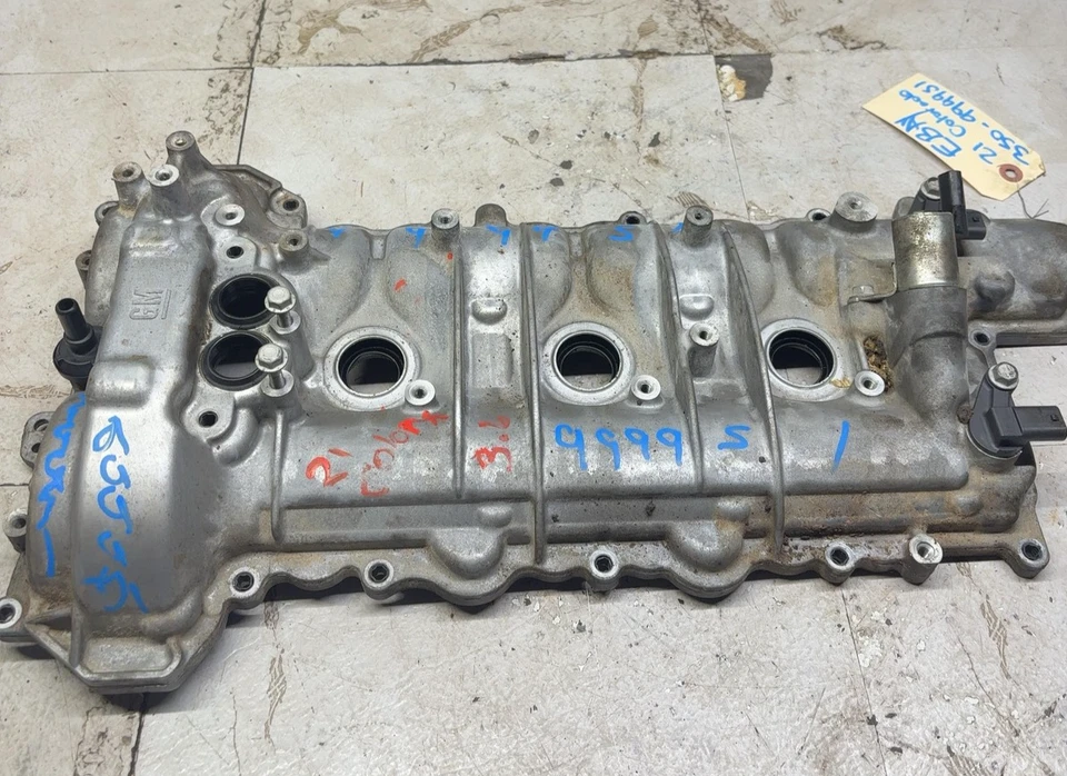 2017-2023 ACADIA 17-22 COLORADO CANYON 3.6L Passenger Right Valve Cover Assembly - Image 2 of 4