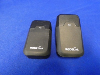 Rode RX-CAM Wireless Receiver w/Rode TX-Belt Beltpack Wireless Transmitter