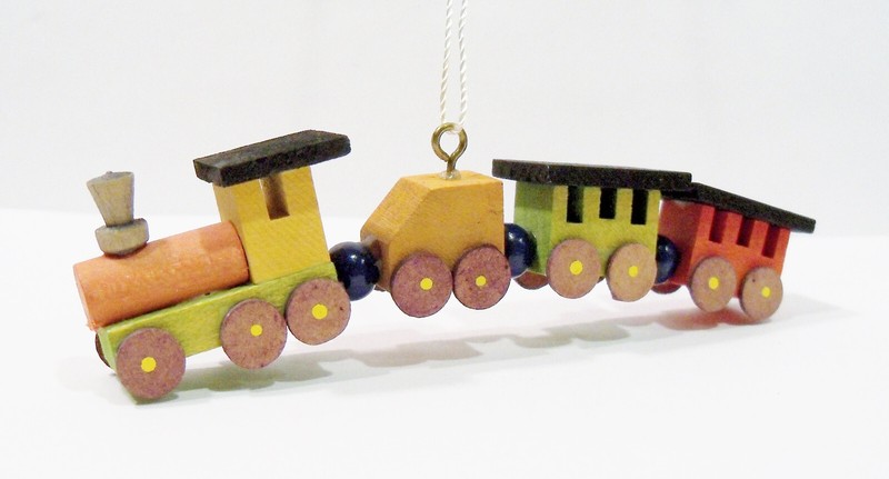 Erzgebirge Germany Train Choo Choo Beaded Wooden Wood Ulbricht Vintage Ornament