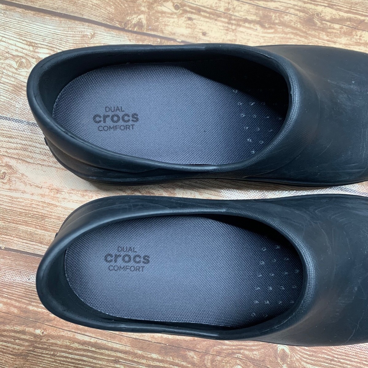 Crocs Neria Pro II 205384 Clogs, Women's Size 9 Black Closed Toe