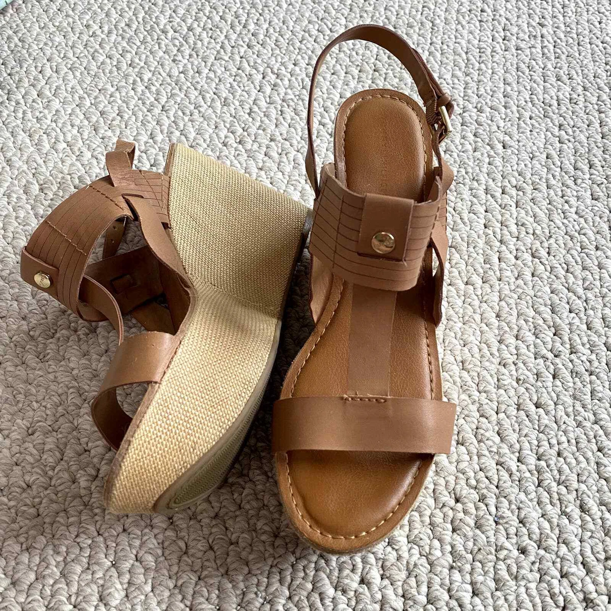 Tommy hilfiger sales tan wedges