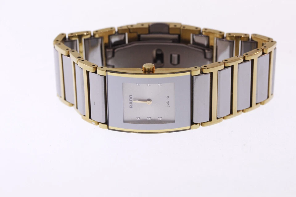 Reloj para dama RADO Jubilé R20750702 integral dos tonos esfera plateada diamante Foto 3 de 4