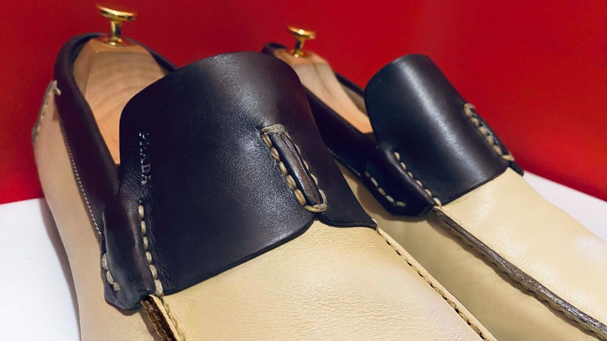 【関税込み】PRADA Leather loafers Black Brushed leather loafers | PRADA