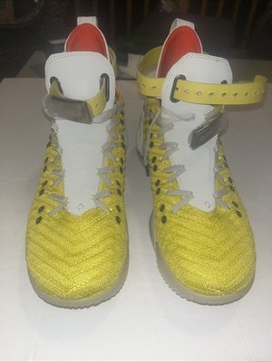 Size 8 - HFR x Nike LeBron 16 Harlem Stage