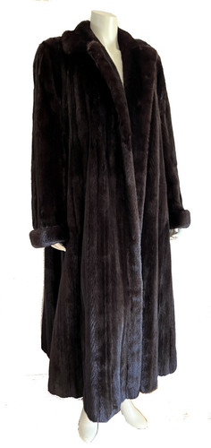 Geoffrey Beene, I. Magnin Geoffrey Beene MINK Fur Coat, Mahogany Ranch Brown Vintage Jacket