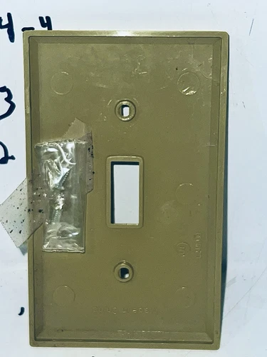 Plastic Veggie Tales Switch Plate (new) With Screws. Gold Background - Picture 2 of 2